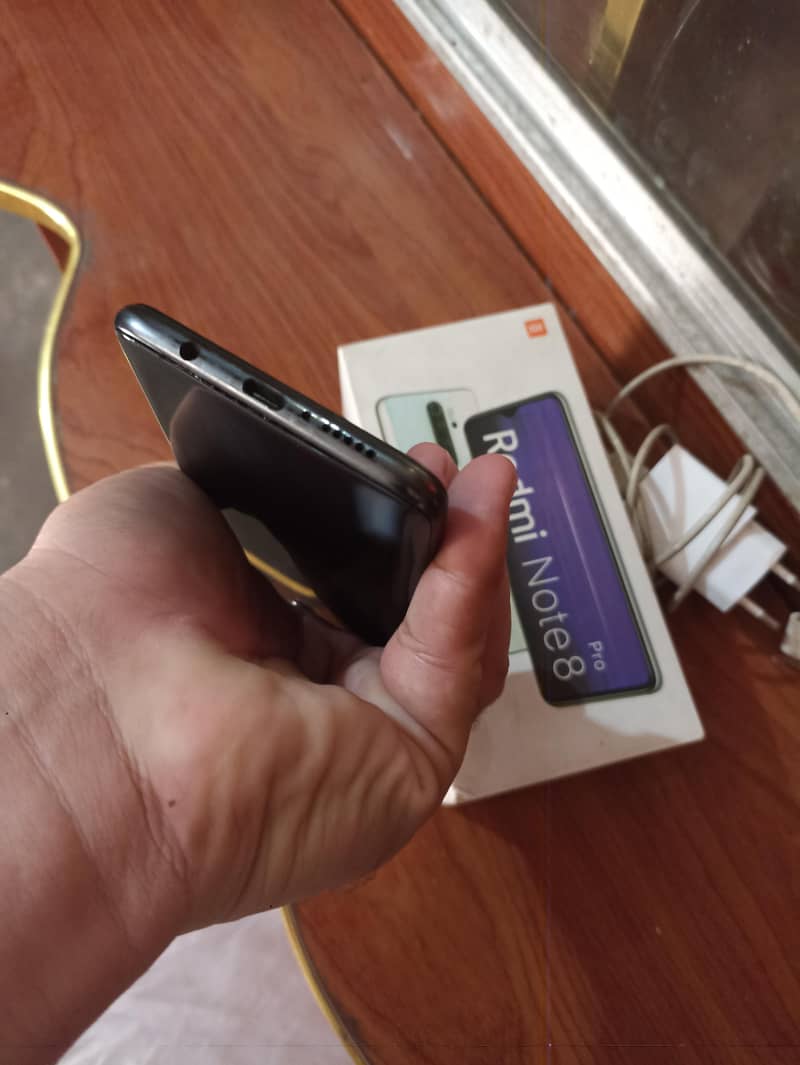 Xiaomi Redmi Note 8 Pro 4
