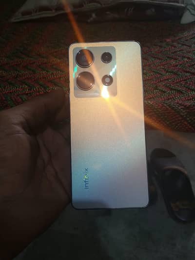 Infinix Note 30