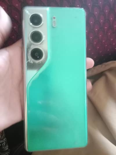 Tecno CAMON 40 Pro