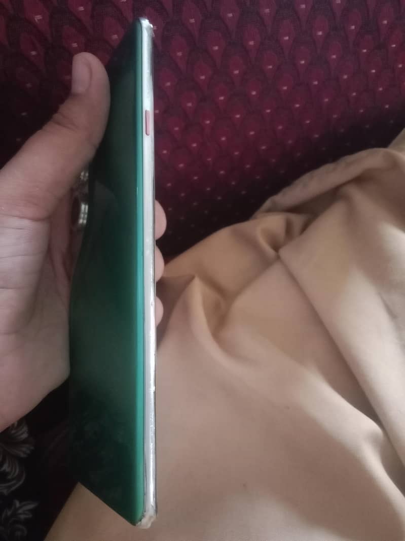 Tecno CAMON 40 Pro 3