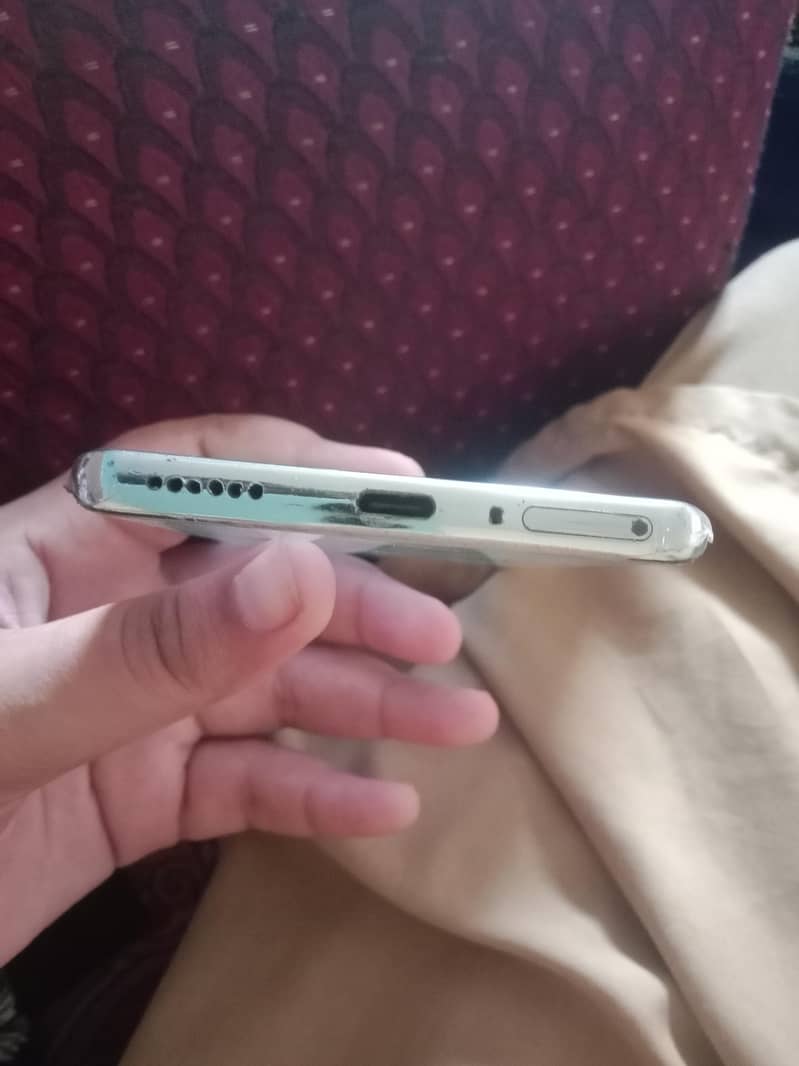 Tecno CAMON 40 Pro 5