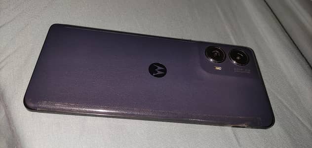 Motorola EDGE 2024