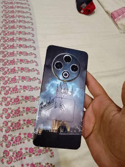 Tecno Spark 30 8/128GB