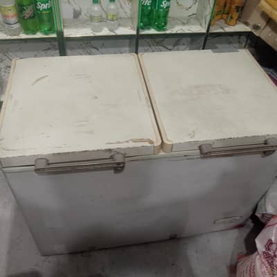 Dawlance 2 doors freezer