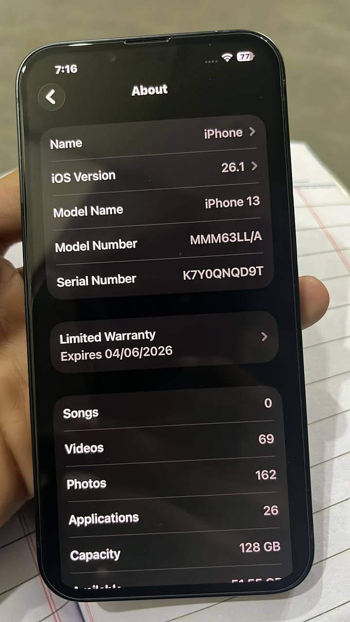 Apple iPhone 13 4