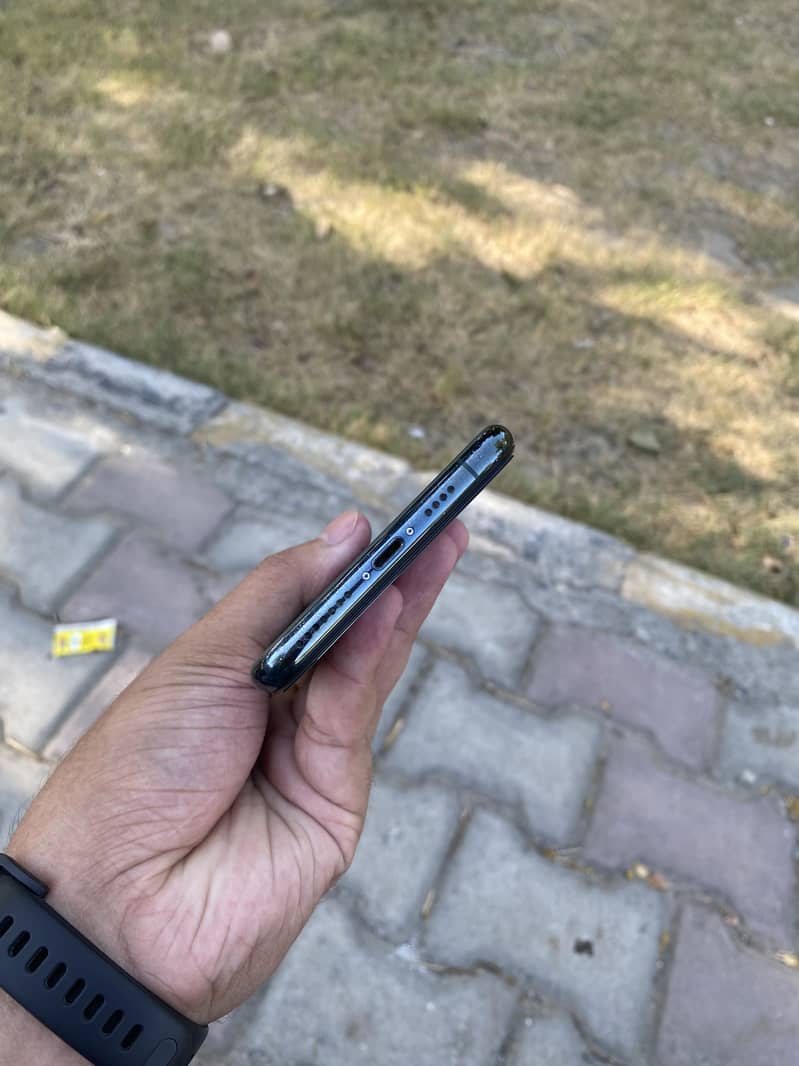 Apple iPhone 11 Pro Max 5