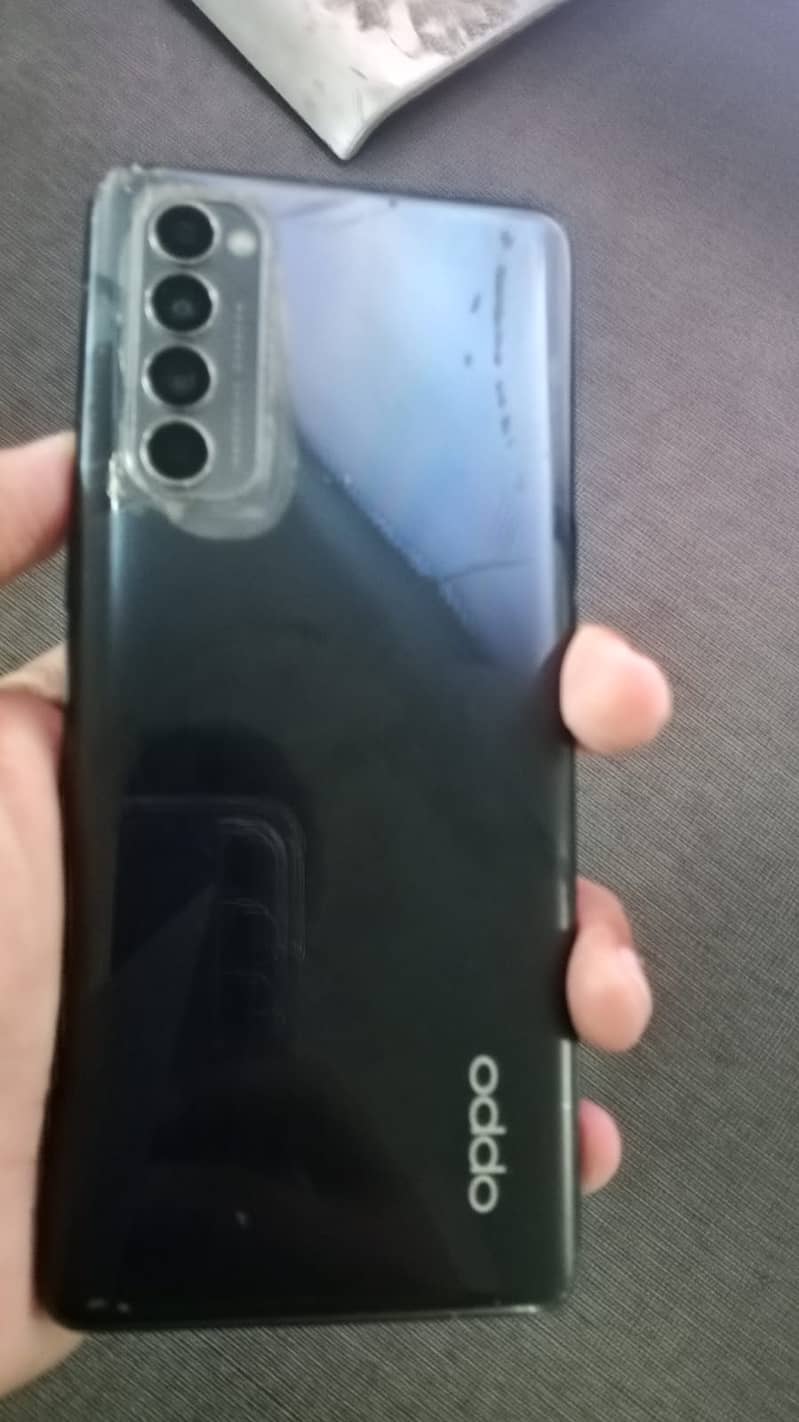 OPPO Reno 4