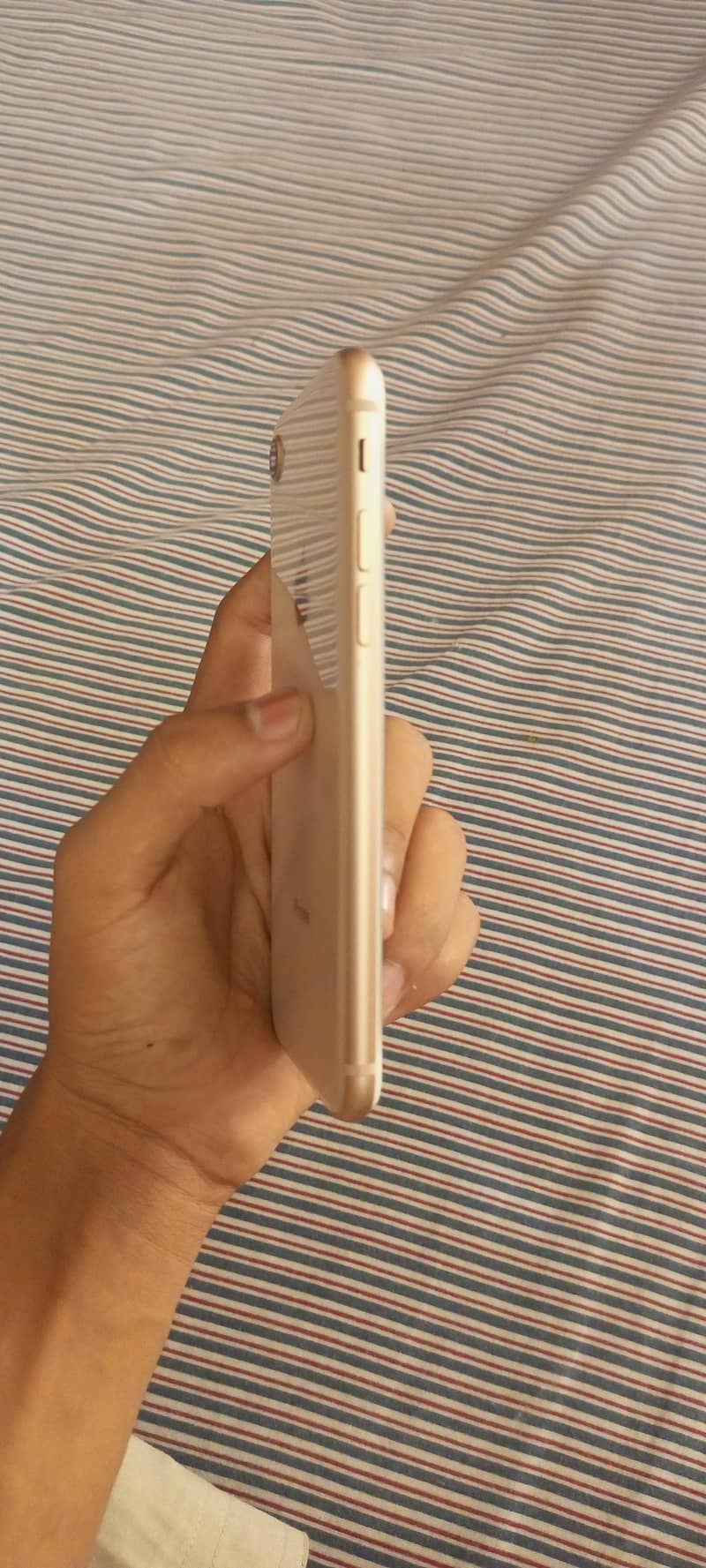 Apple iPhone 8 3