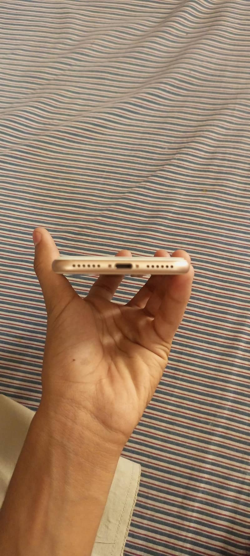 Apple iPhone 8 4