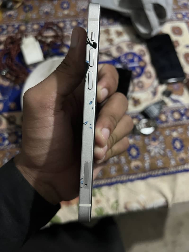 Iphone 12 1