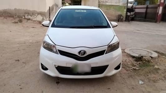 Toyota Vitz 2012