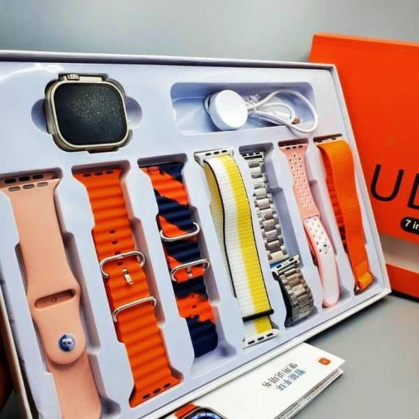 Ultra 3 Smartwatch 7-in-1 Set: Durable Stainless Steel Design, HD Display, Fitness Tracking & 7 Interchangeable Belts and chain walie