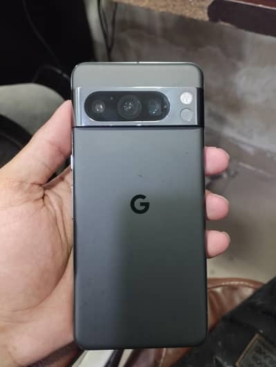 Google Pixel 8 Pro