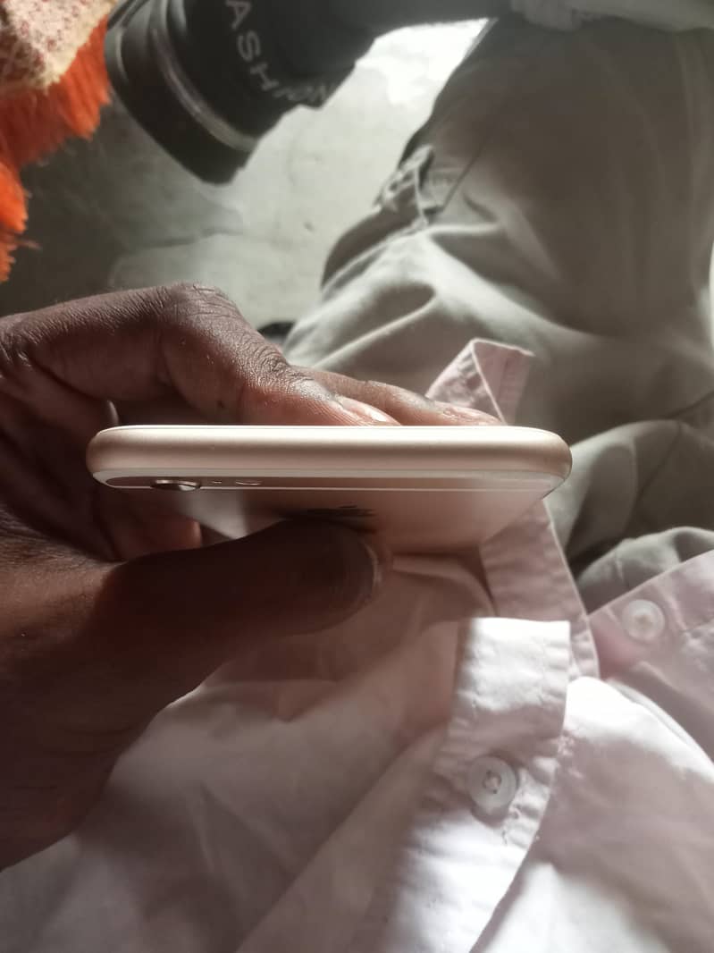 Apple iPhone 6 2