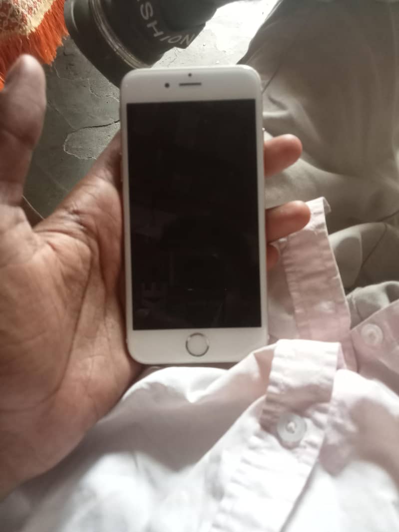 Apple iPhone 6 4