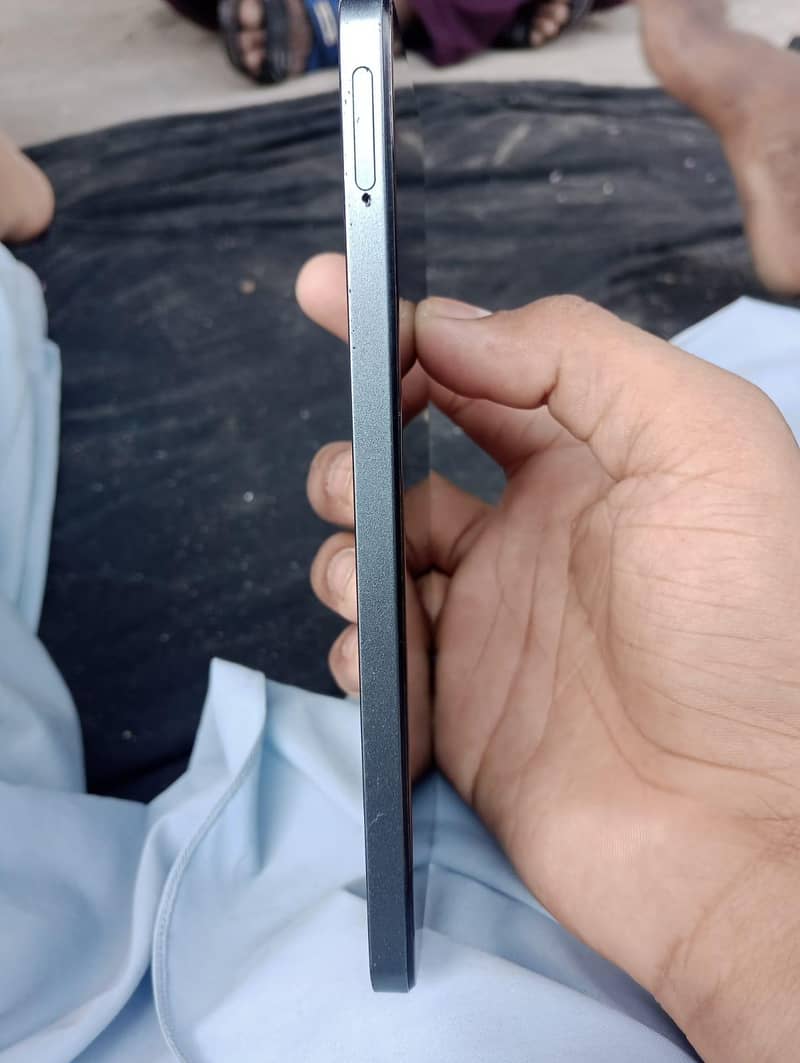 Realme C65 3