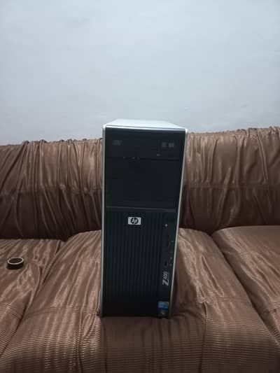 Hp Z400 Headless server/Gamming pc