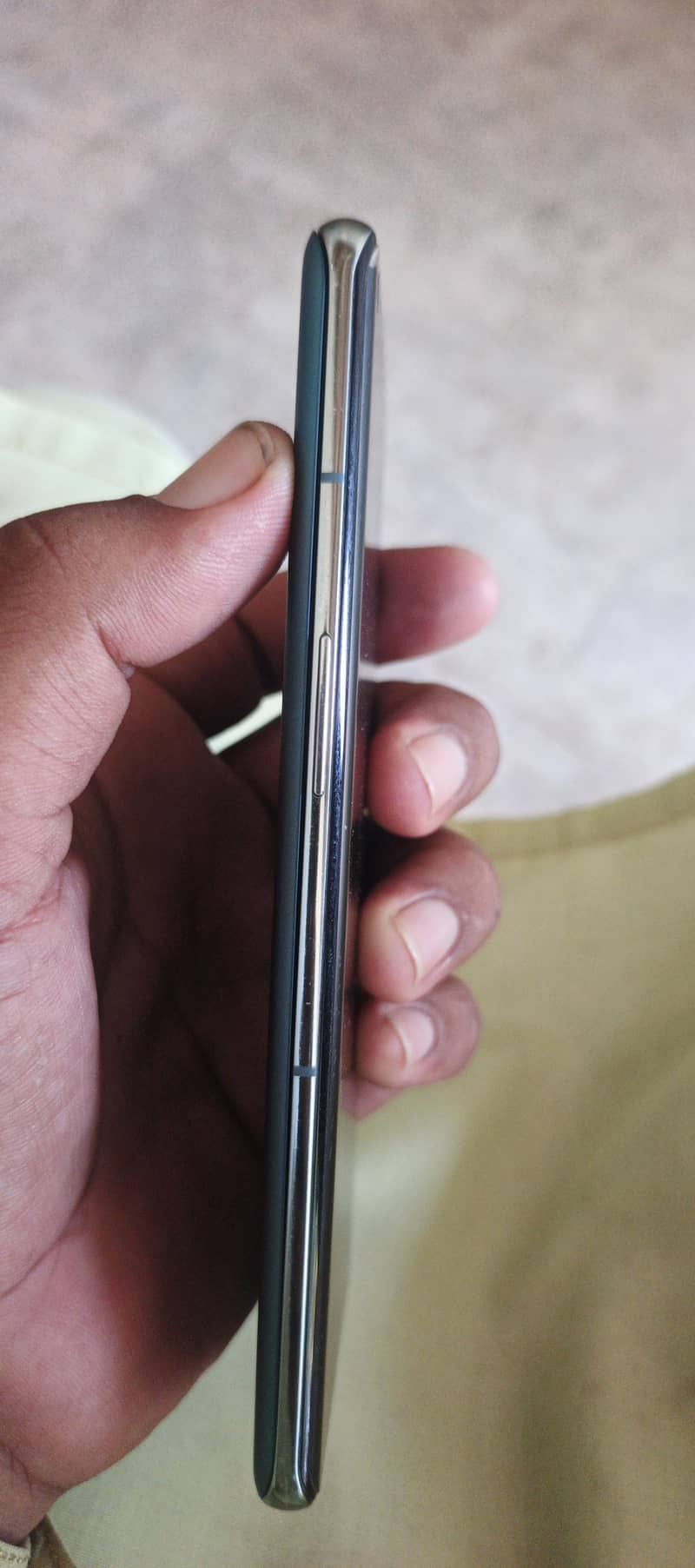 One Plus 10 Pro 4