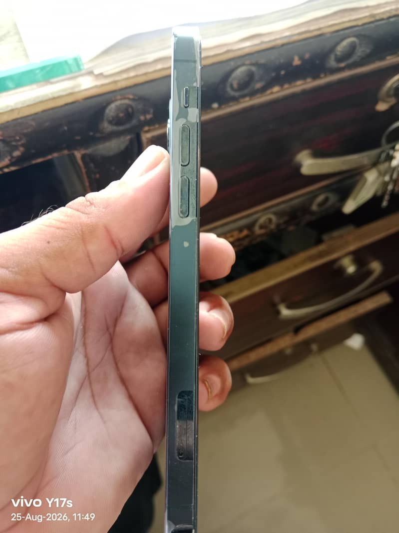 Apple iPhone 12 Pro 2