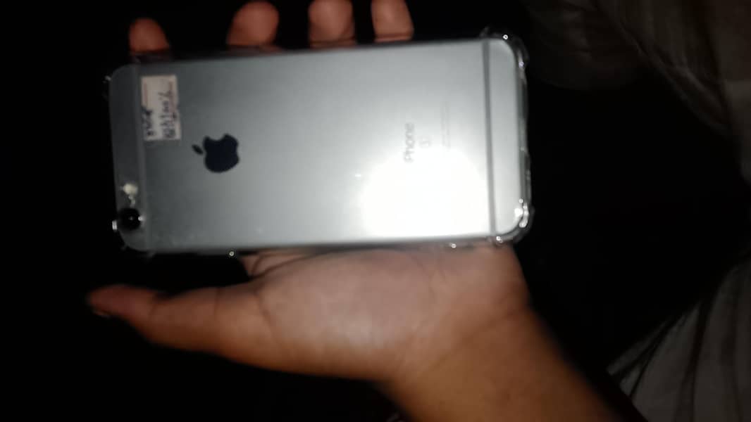  iPhone 6S 4