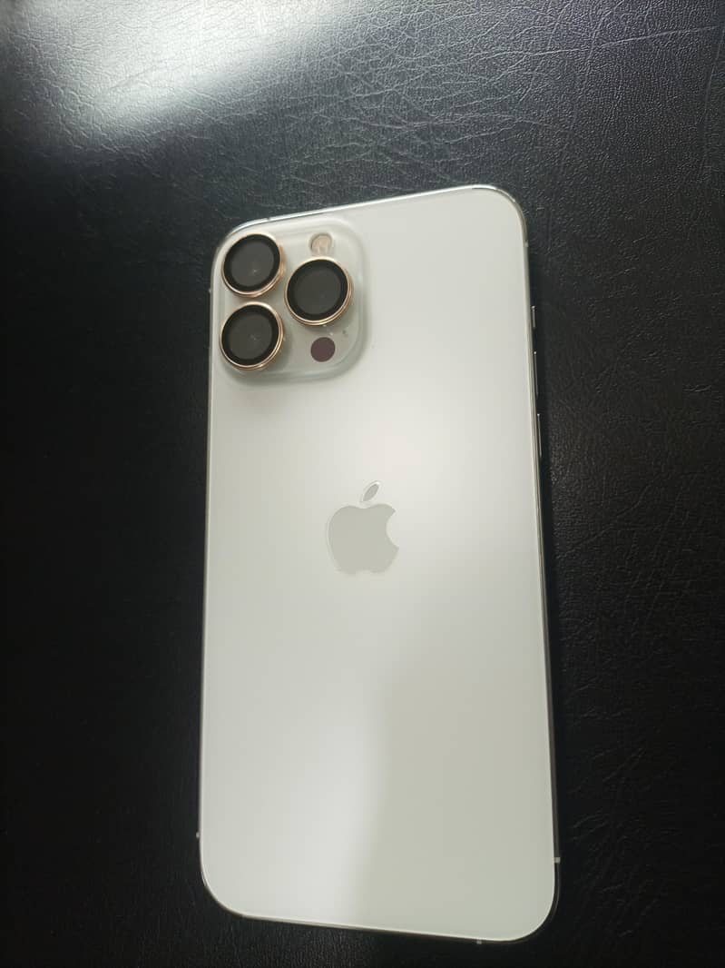 Apple iPhone 13 Pro Max 0