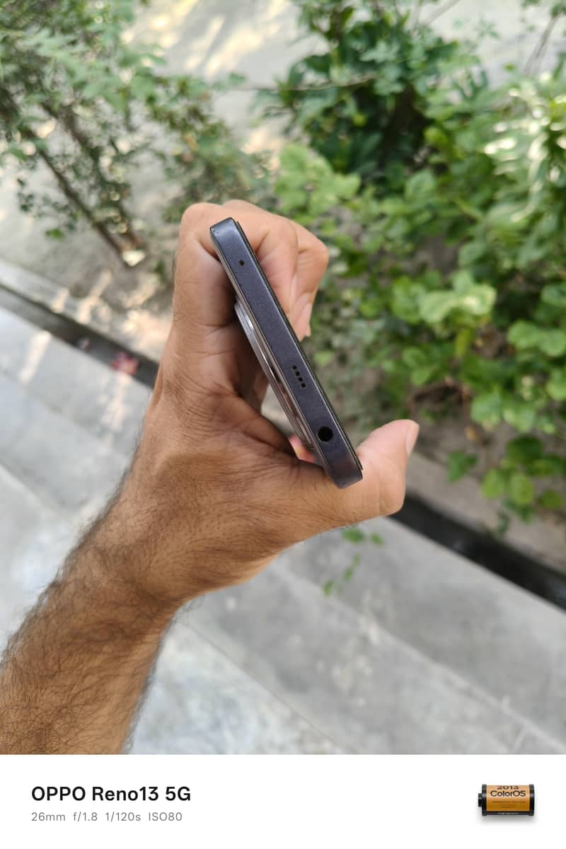 Realme 13 Plus 3