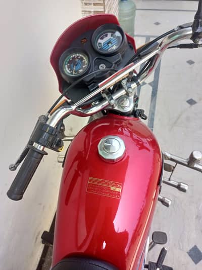 United 100 cc Bike for Sale