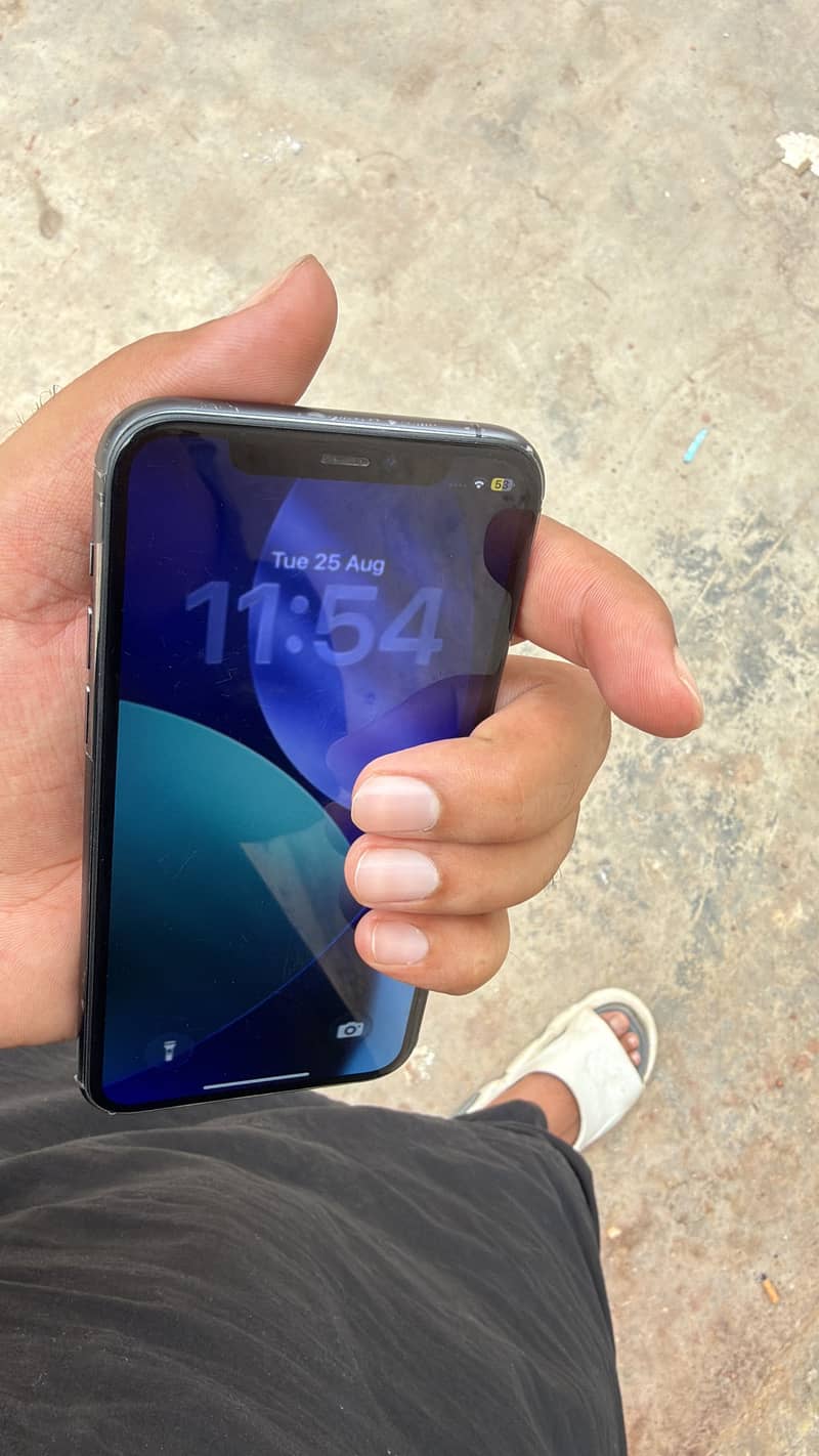 iPhone 11 Pro 5