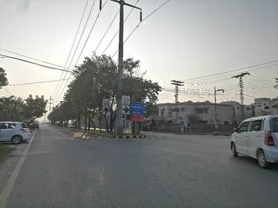 Residential Plot For sale In Rs. 54000000