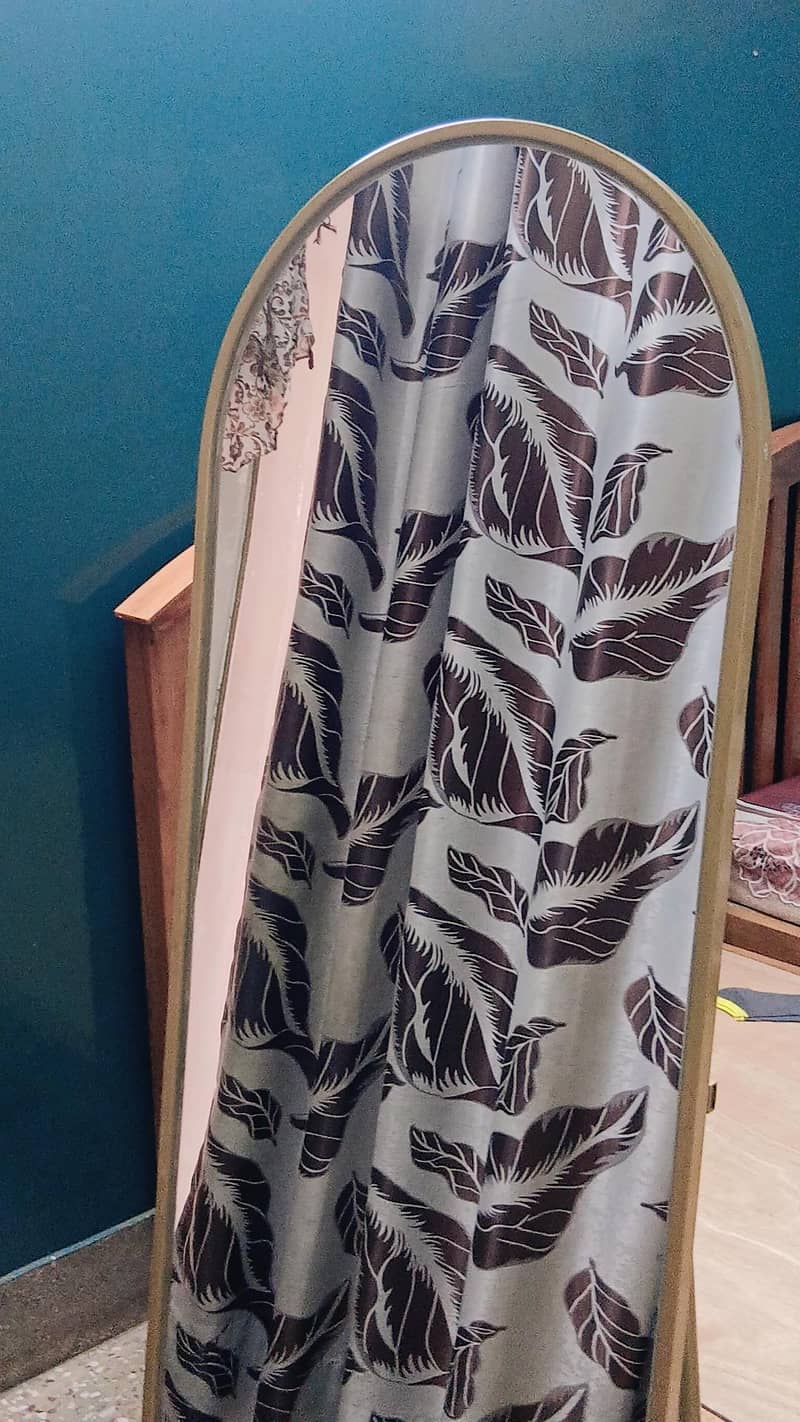 Standing Mirror 4