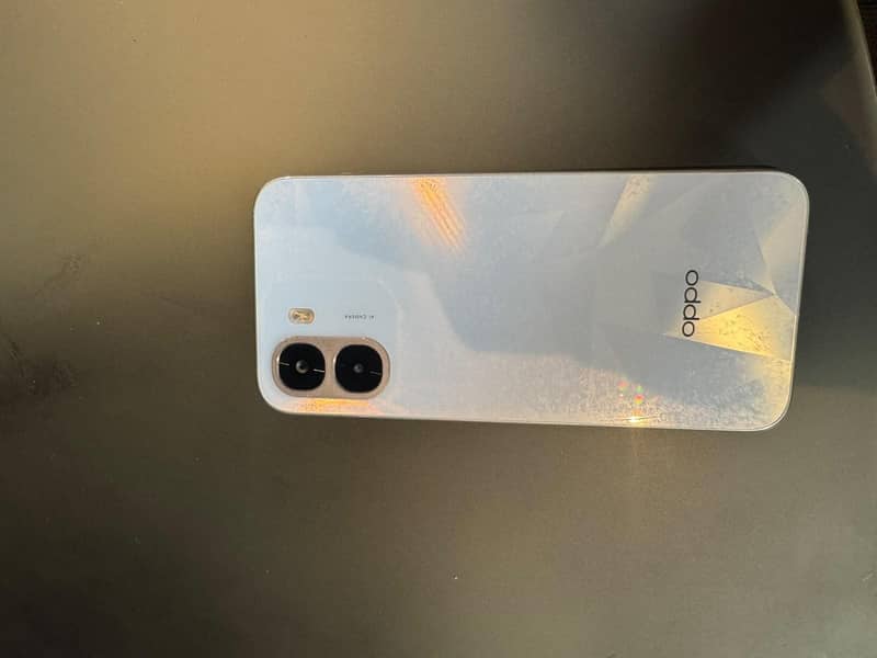 OPPO A6k 1