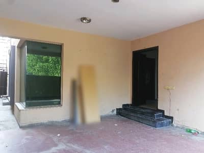House Of 10 Marla For rent In Askari 11