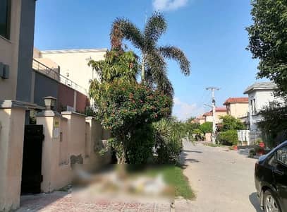 House Of 10 Marla For rent In Askari 11