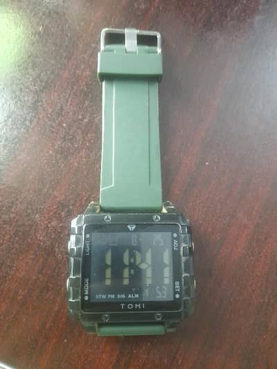 Tomi watch with 2 free Arabic watches