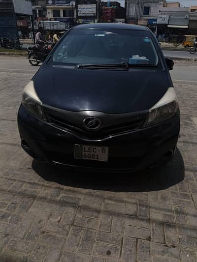 Toyota Vitz 2014