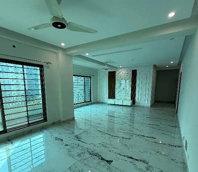 13 Marla Flat In Askari 10 - Sector S Is Available