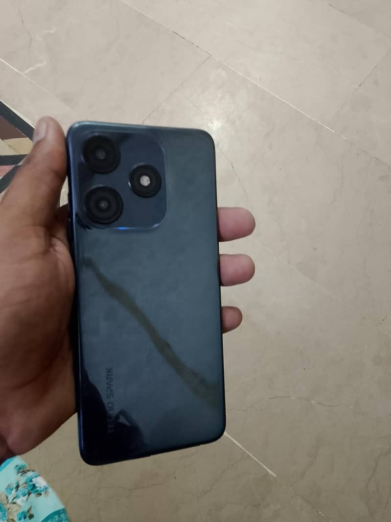 Tecno Spark 10C 0