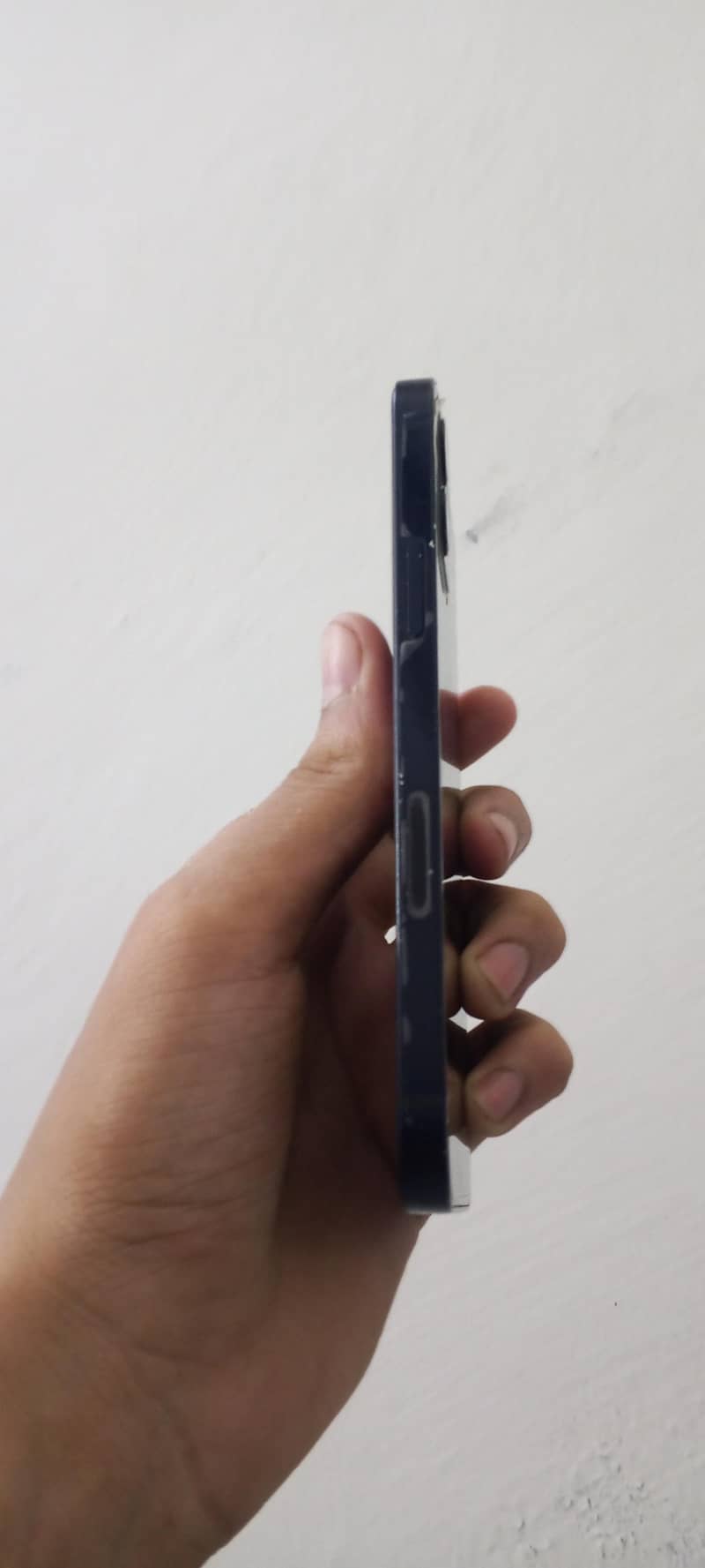 Apple iPhone 12 3