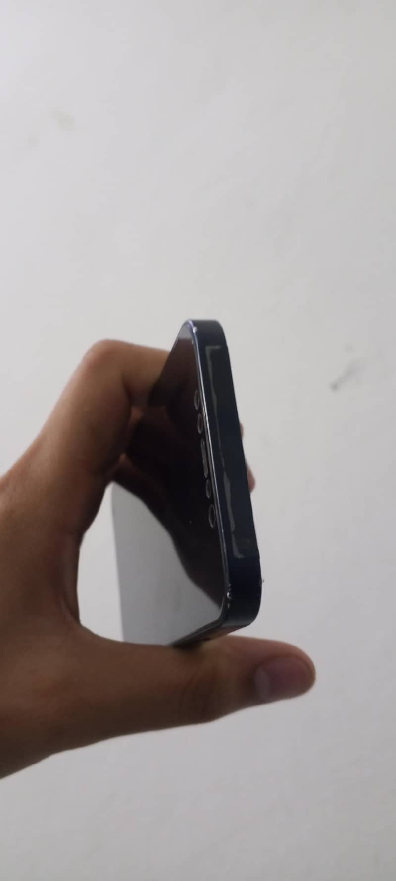 Apple iPhone 12 4
