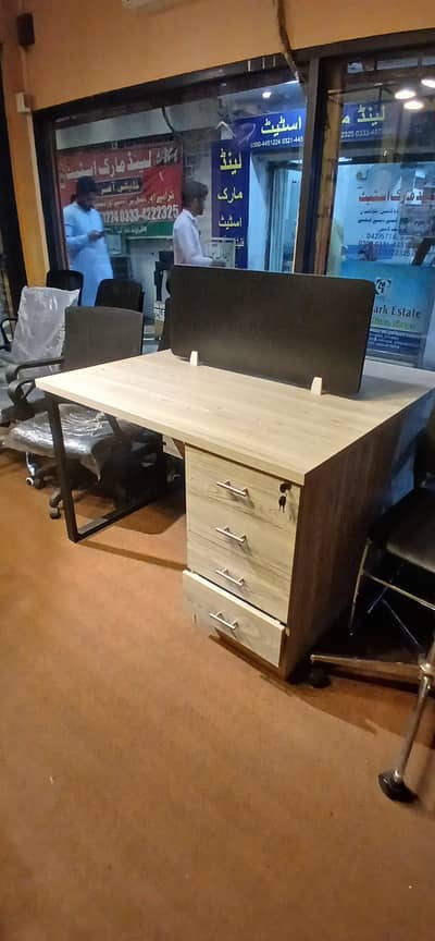 Clearance Sale - Workstation for 2 persons