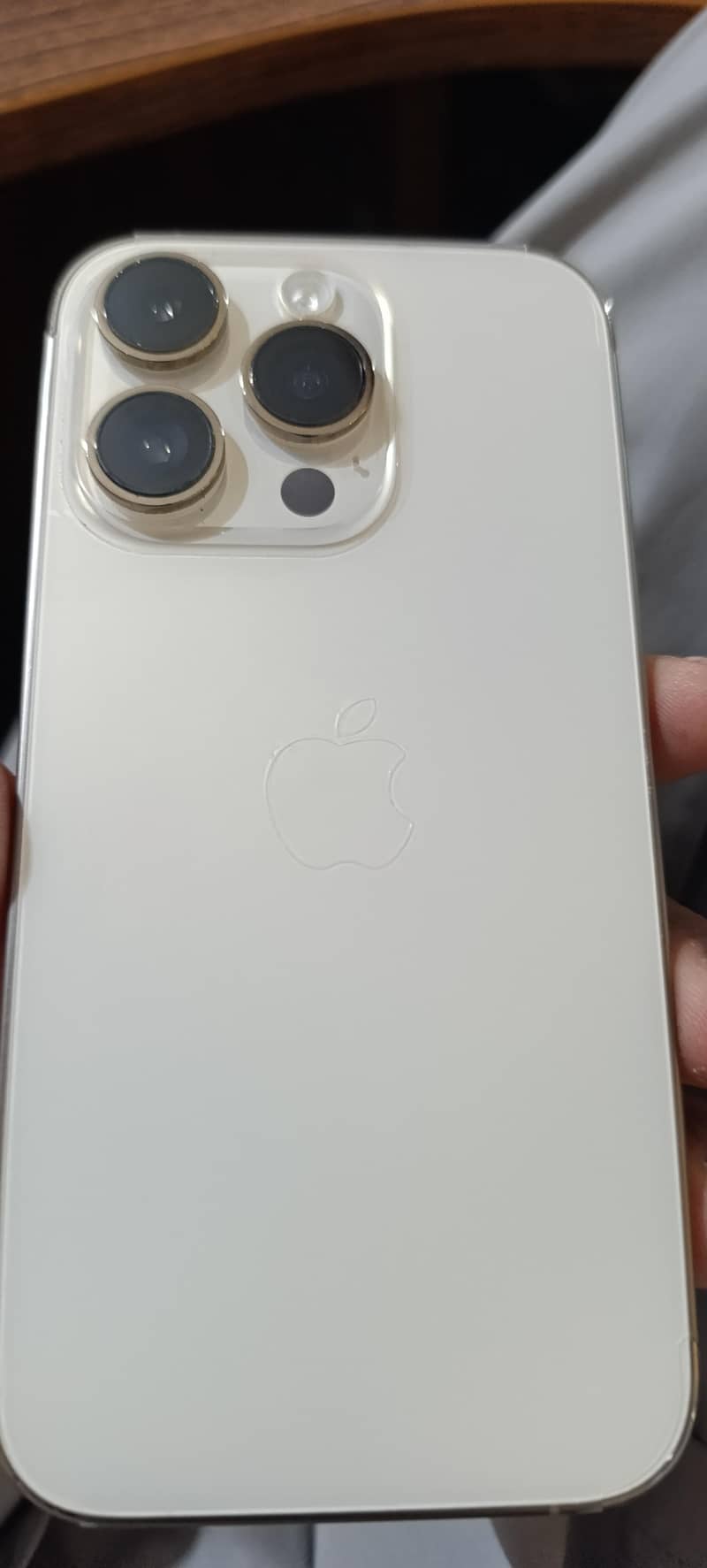 Apple iPhone 14 Pro 2