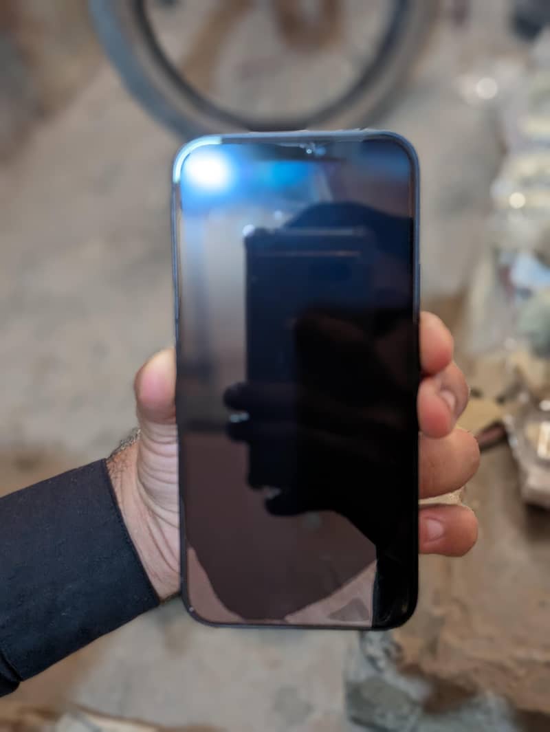 Apple iPhone 12 6