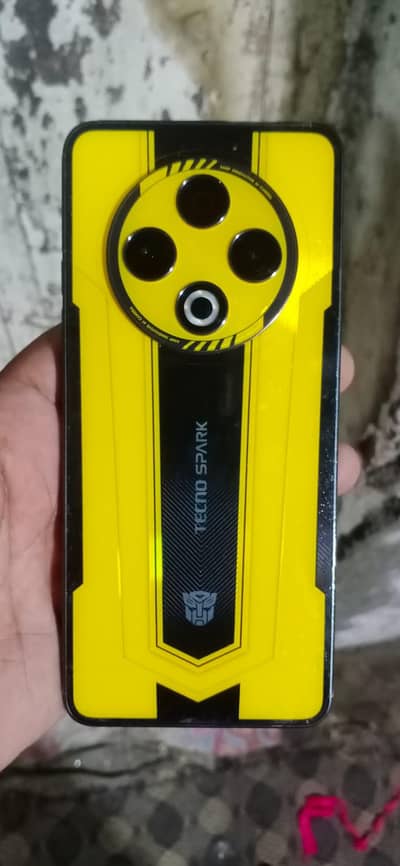 Tecno Spark 30 transformer