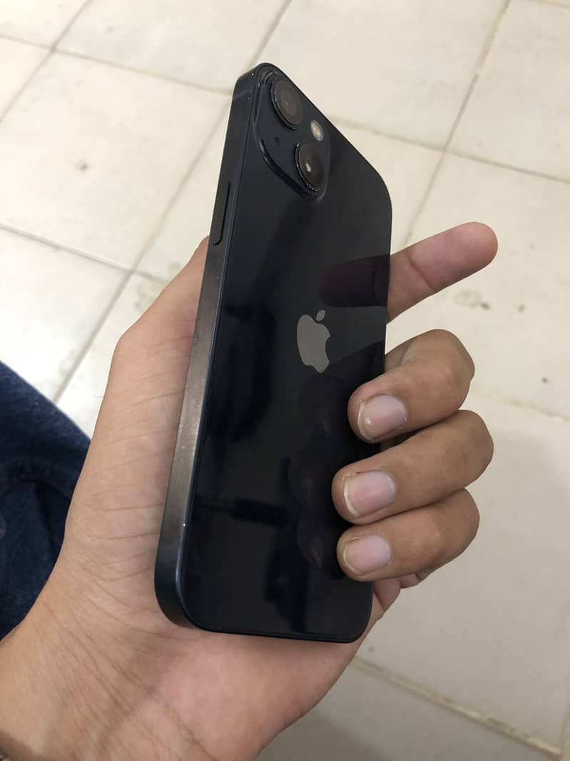 Apple iPhone 13 3