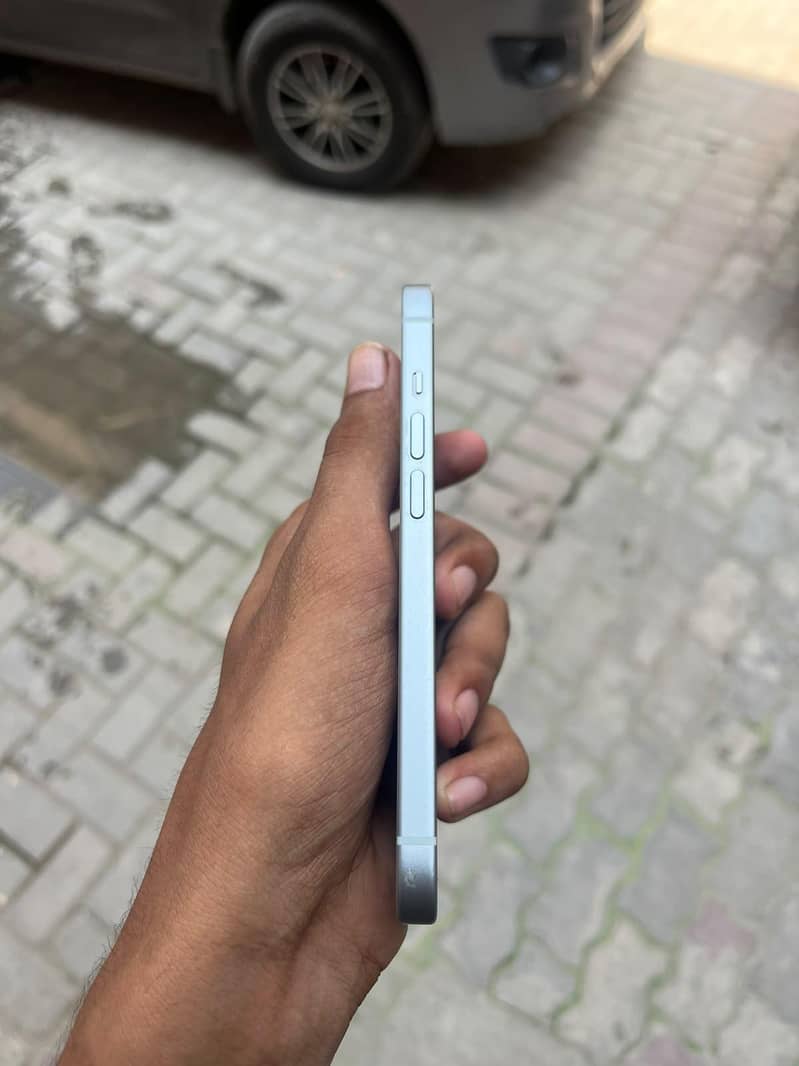 Apple iPhone 15 1
