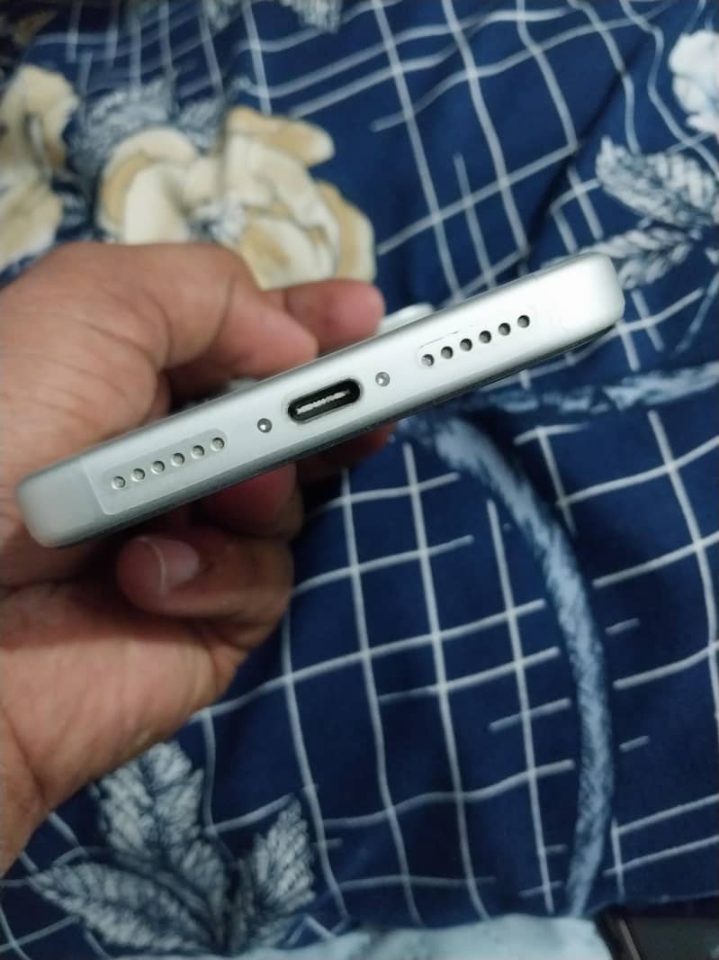 Apple iPhone 17 Pro Max 1