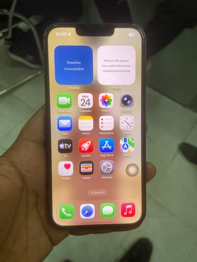 Apple iPhone 13