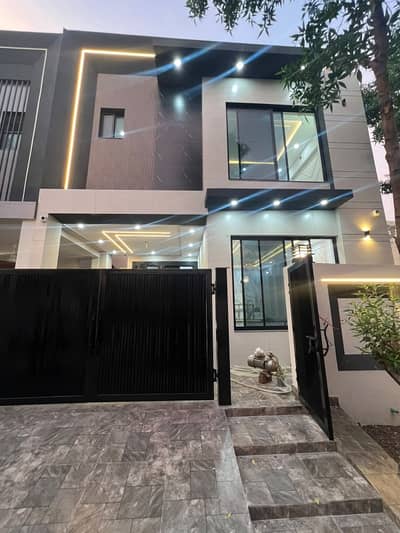 5 Marla Brand New Modern Design House For Sale In DHA Rahbar