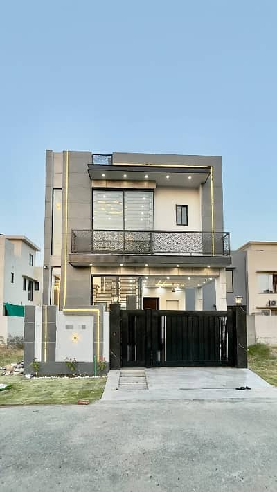 5 Marla Brand New Super Luxury Ultra Modern Designer House For Rent In DHA Rahbar