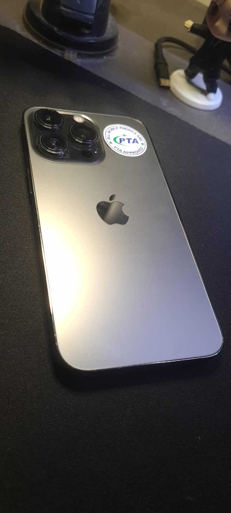 Apple iPhone 13 Pro 1
